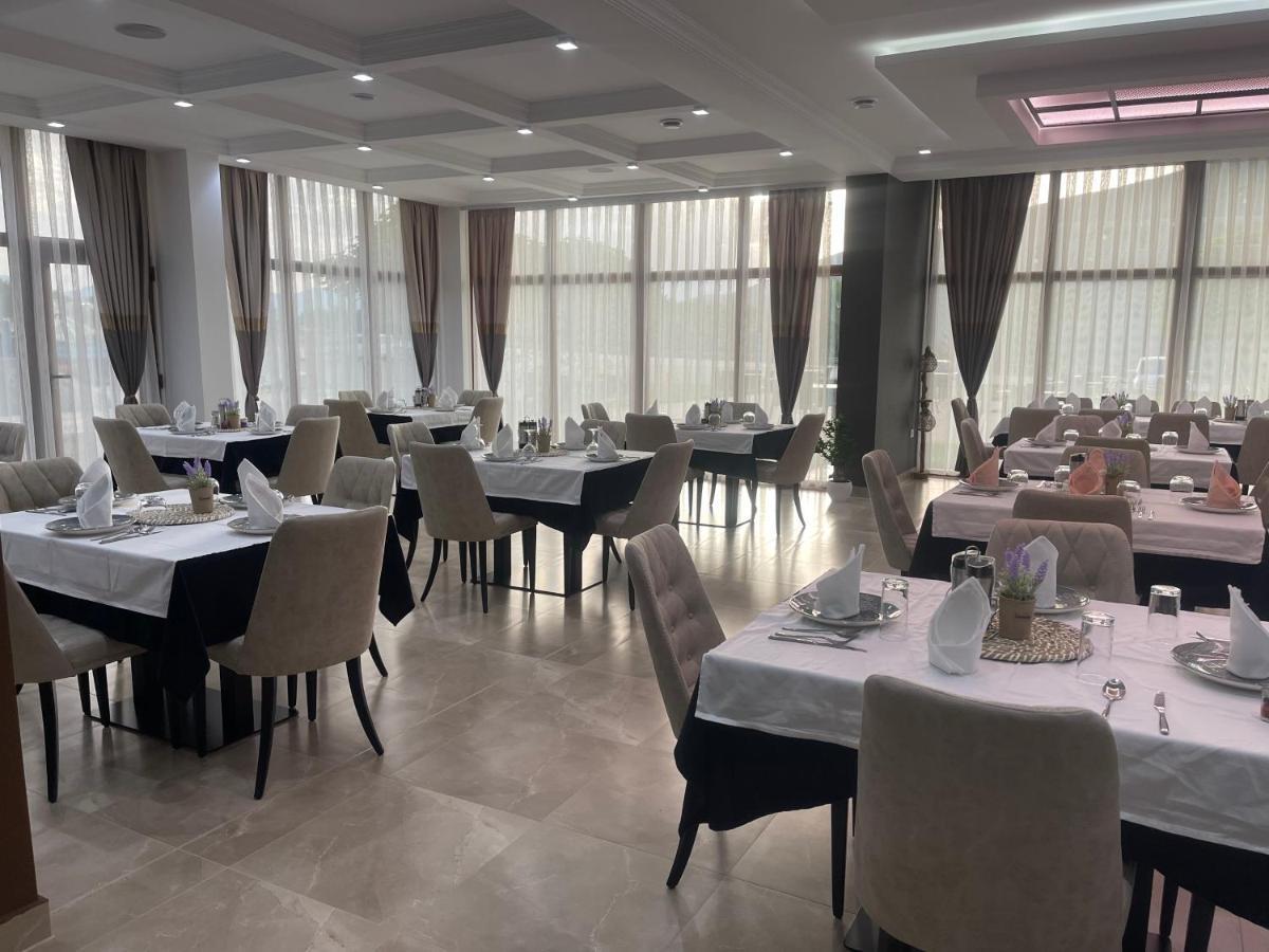 Hotel Dardania Kukes 외부 사진